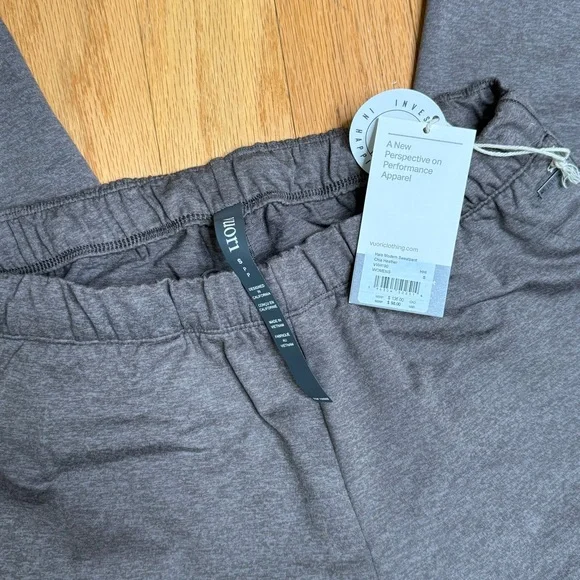 NWT Vuori Halo Modern Sweatpants in Chia Seed, size S - Picture 3 of 4